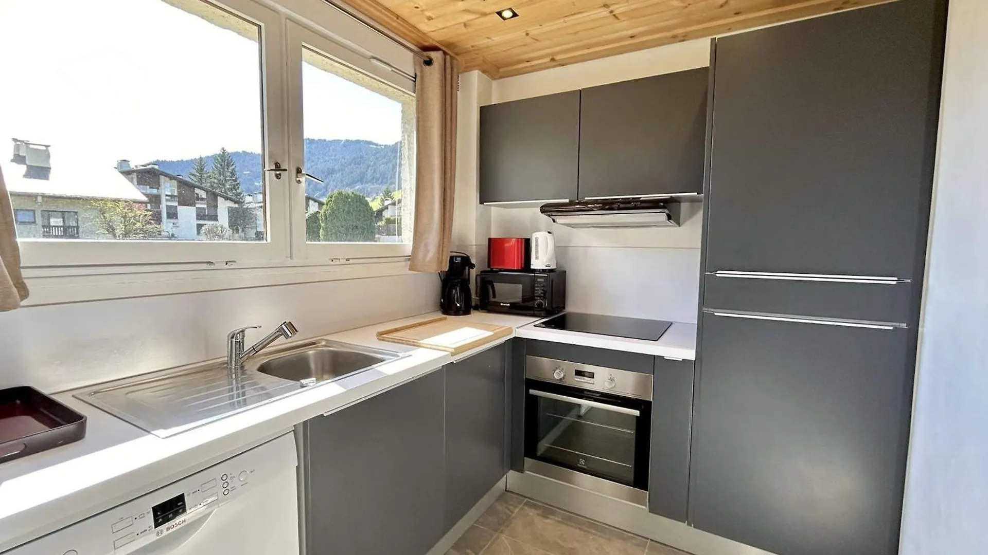 Appartement Cosy 2 Pieces Avec Balcon, Proche Centre Et Telecabine, Piscine Et Tennis En Ete - Fr-1-597-20 Megeve 0*,